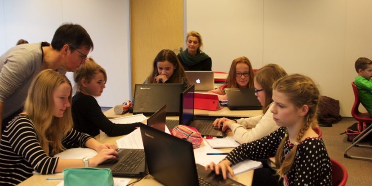 UWV maakt aanvragen tolkuren voor onderwijs makkelijker