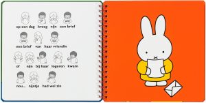 Bladzijde met gebarentekingen en afbeelding Nijntje